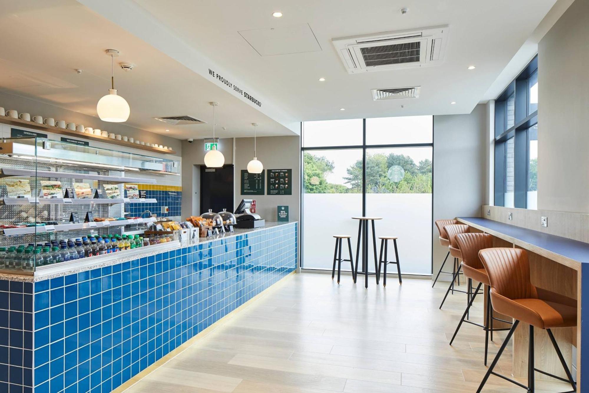 ホテル Courtyard By Marriott Stoke On Trent Staffordshire エクステリア 写真
