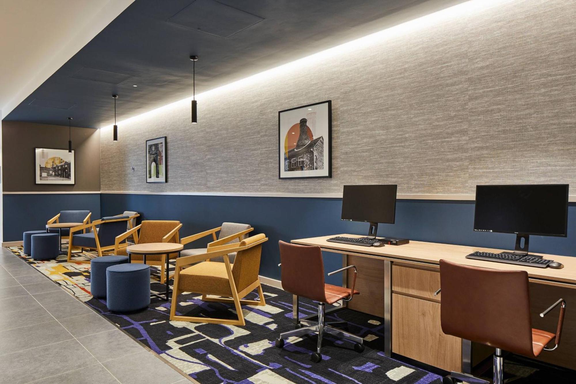 ホテル Courtyard By Marriott Stoke On Trent Staffordshire エクステリア 写真