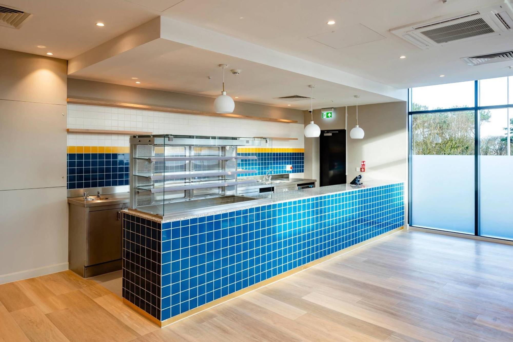 ホテル Courtyard By Marriott Stoke On Trent Staffordshire エクステリア 写真